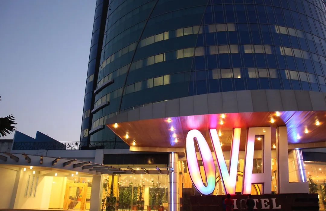 Hotel Oval-1